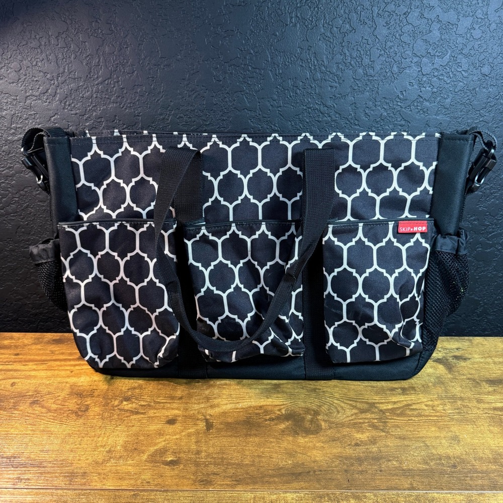 Skip Hop Duo Signature Black White Polyester‎ Diaper Bag Tote Unisex Large